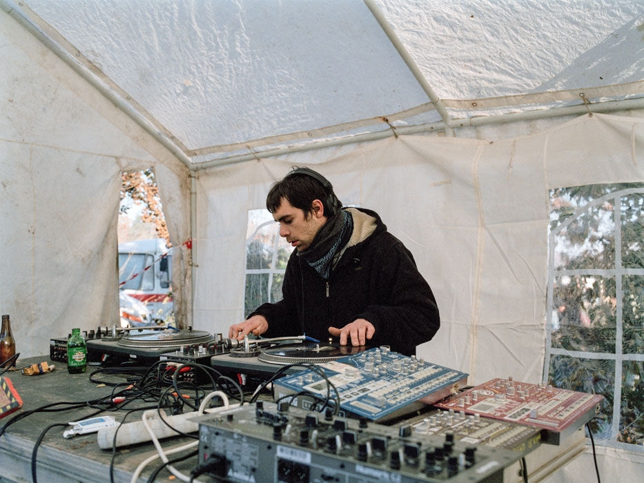 http://www.experiments.fr/files/gimgs/th-4_julie-hascoet_murs-de-l-atlantique_50.jpg